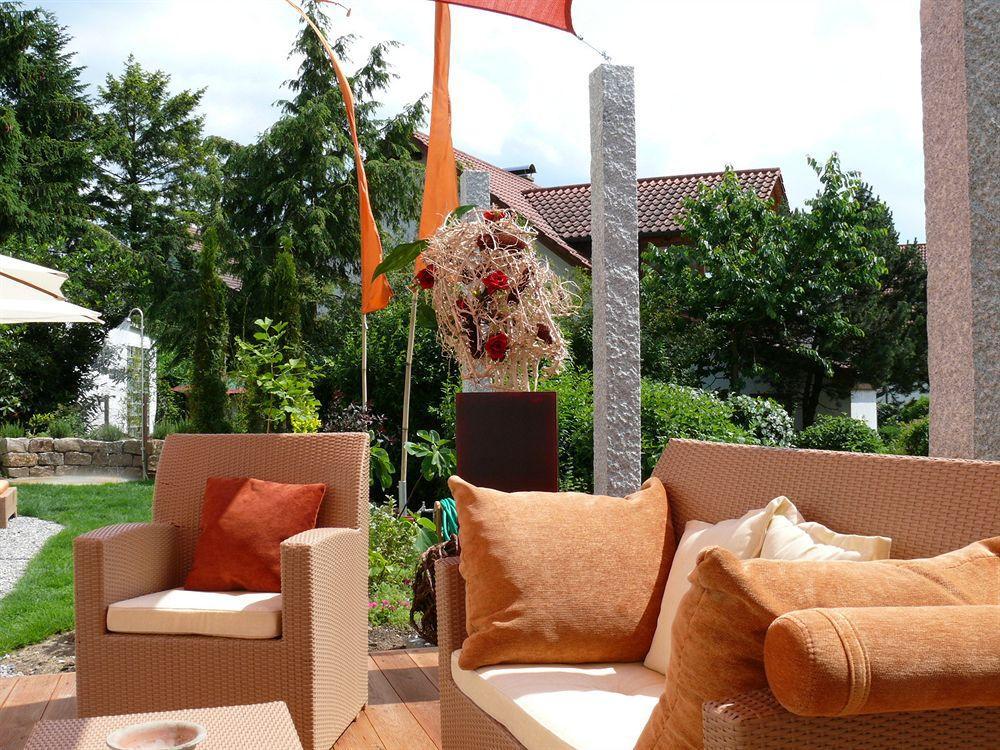 Hotel Hellers Twenty Four I -24H-Check-In- Friedrichshafen Bagian luar foto