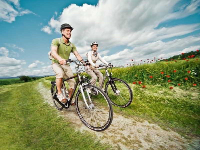 Hotel Hellers Twenty Four I -24H-Check-In- Friedrichshafen Bagian luar foto
